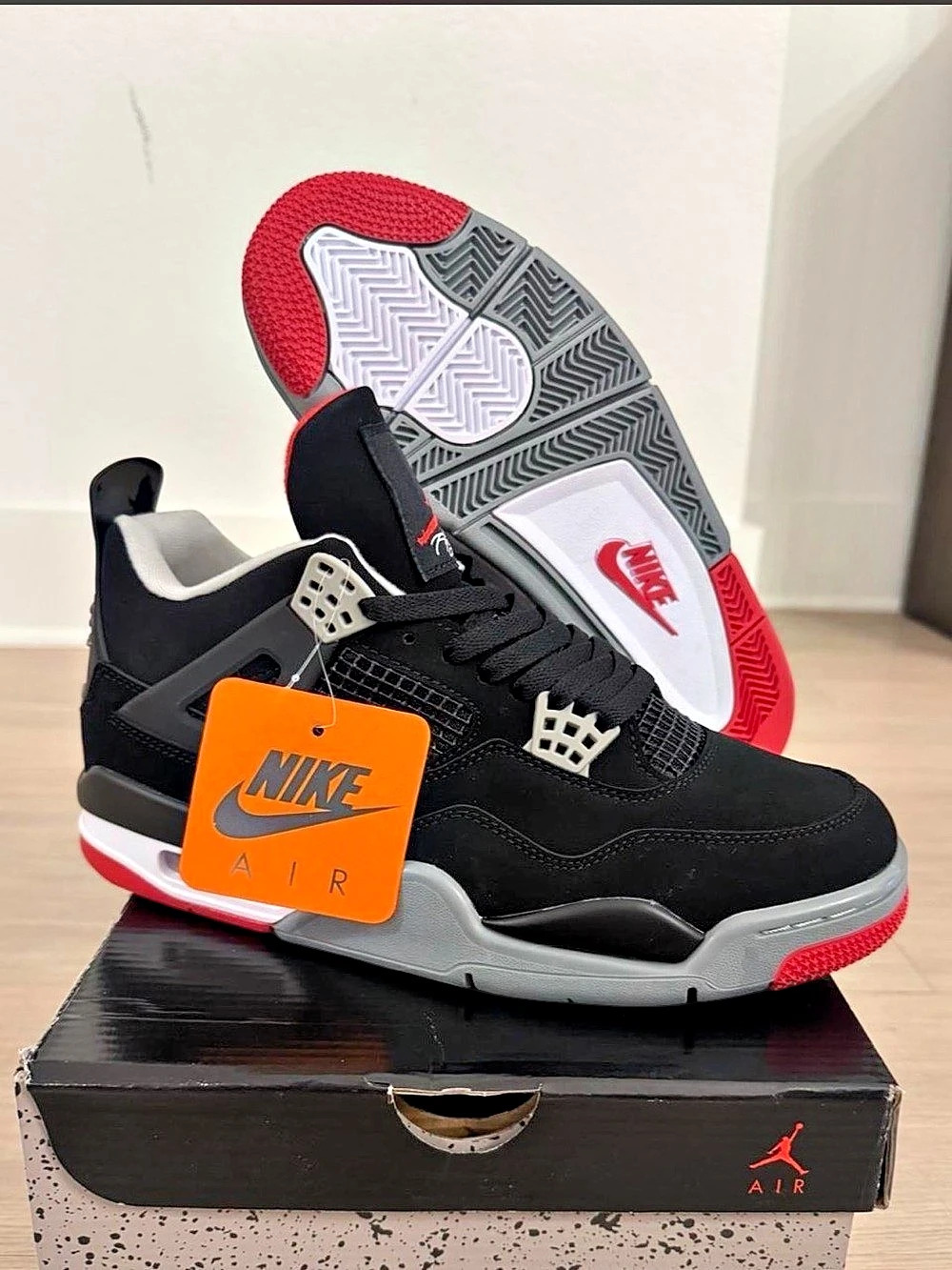 Nike Air Jordan 4 Retro ‘Bred’